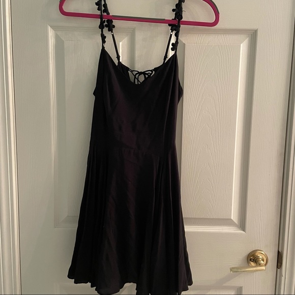 SOLD Black daisy strap skater dress - Picture 7 of 7
